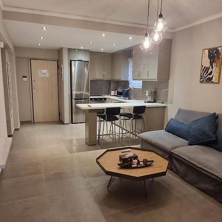 Casa Moderno Near The Beach เอเธนส์ ภายนอก รูปภาพ