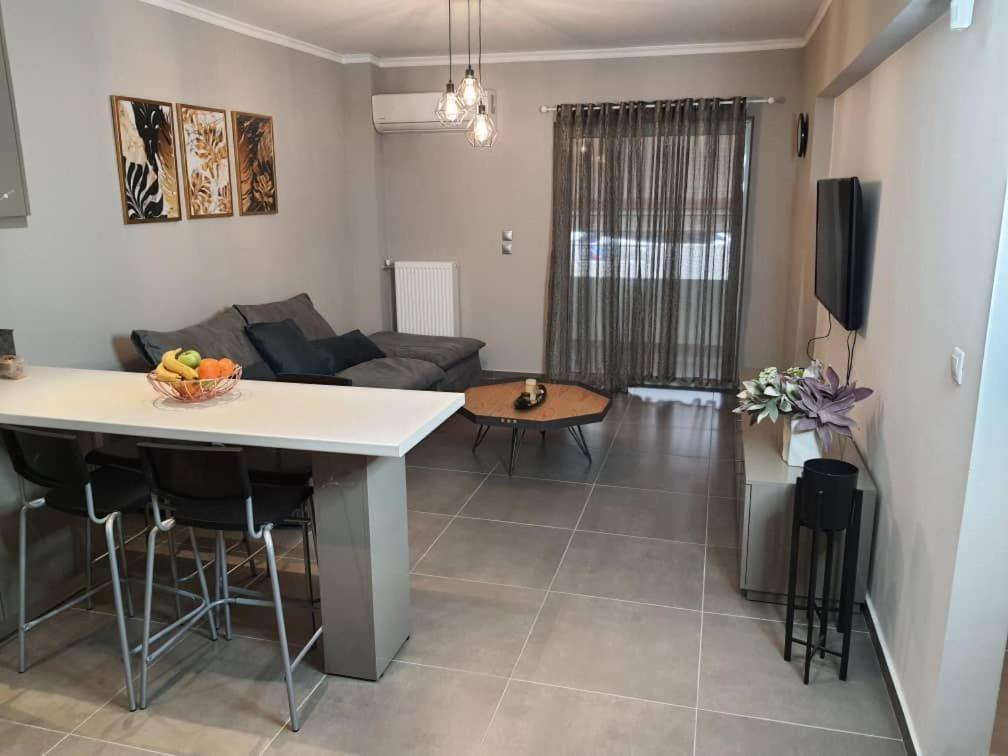 Casa Moderno Near The Beach เอเธนส์ ภายนอก รูปภาพ